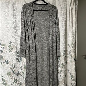 Hello mello Nwot Heather Gray Open front long duster Cardigan.  length is 42”